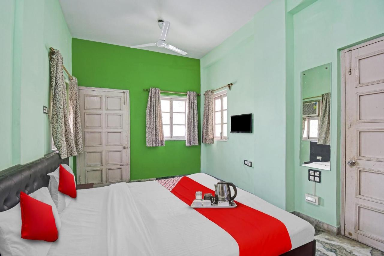 Hotel O R A Homestay Near Acropolis Mall Колката Екстериор снимка