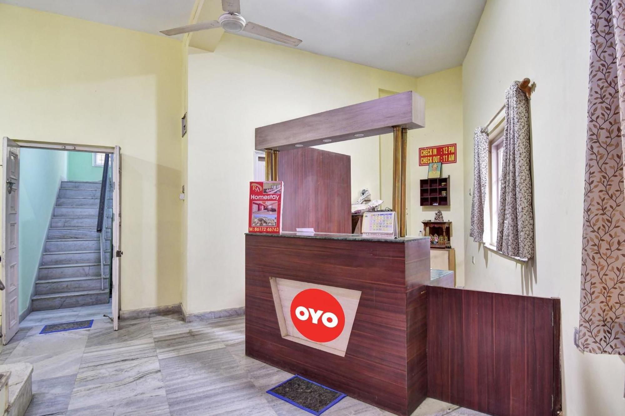 Hotel O R A Homestay Near Acropolis Mall Колката Екстериор снимка