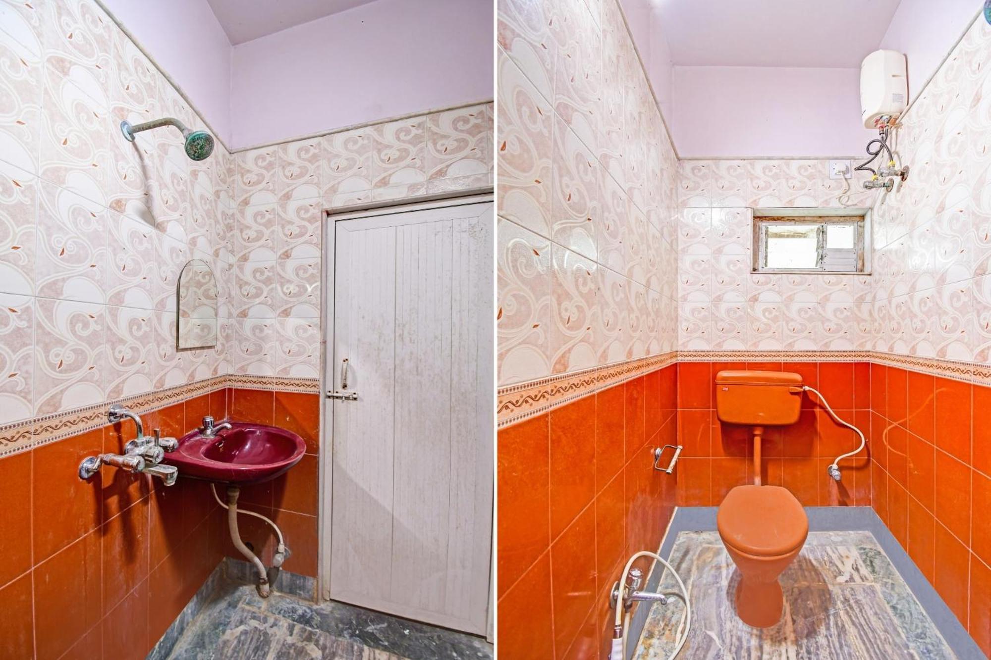 Hotel O R A Homestay Near Acropolis Mall Колката Екстериор снимка