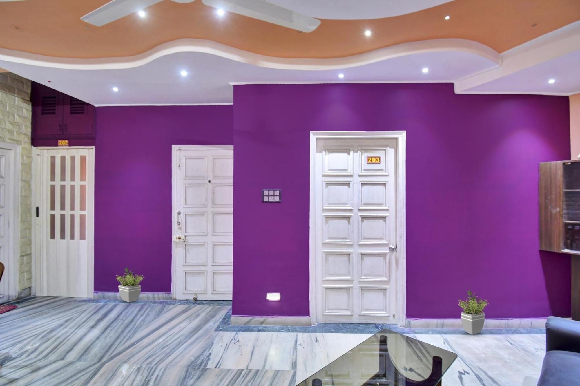 Hotel O R A Homestay Near Acropolis Mall Колката Екстериор снимка